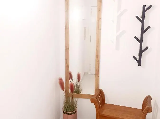 Paraiso, Sea View, *